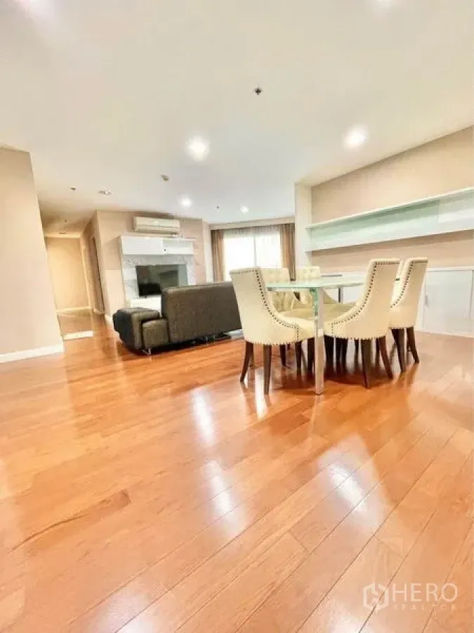 Featured image for For rent 3 Bedroom Condominium in Huai Khwang, Huai Khwang, Bangkok