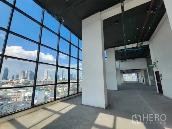 Retail Space for rent in Sathon, Bangkok - Double-height retail shell with floor-to-ceiling glass and sweeping skyline views in Sathon, Bangkok.
