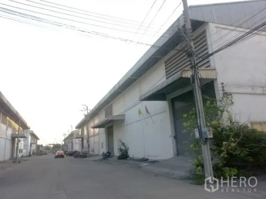 Featured image for For rent Warehouse 1008 sqm in Ban Rakat, Bang Bo, Samut Prakan