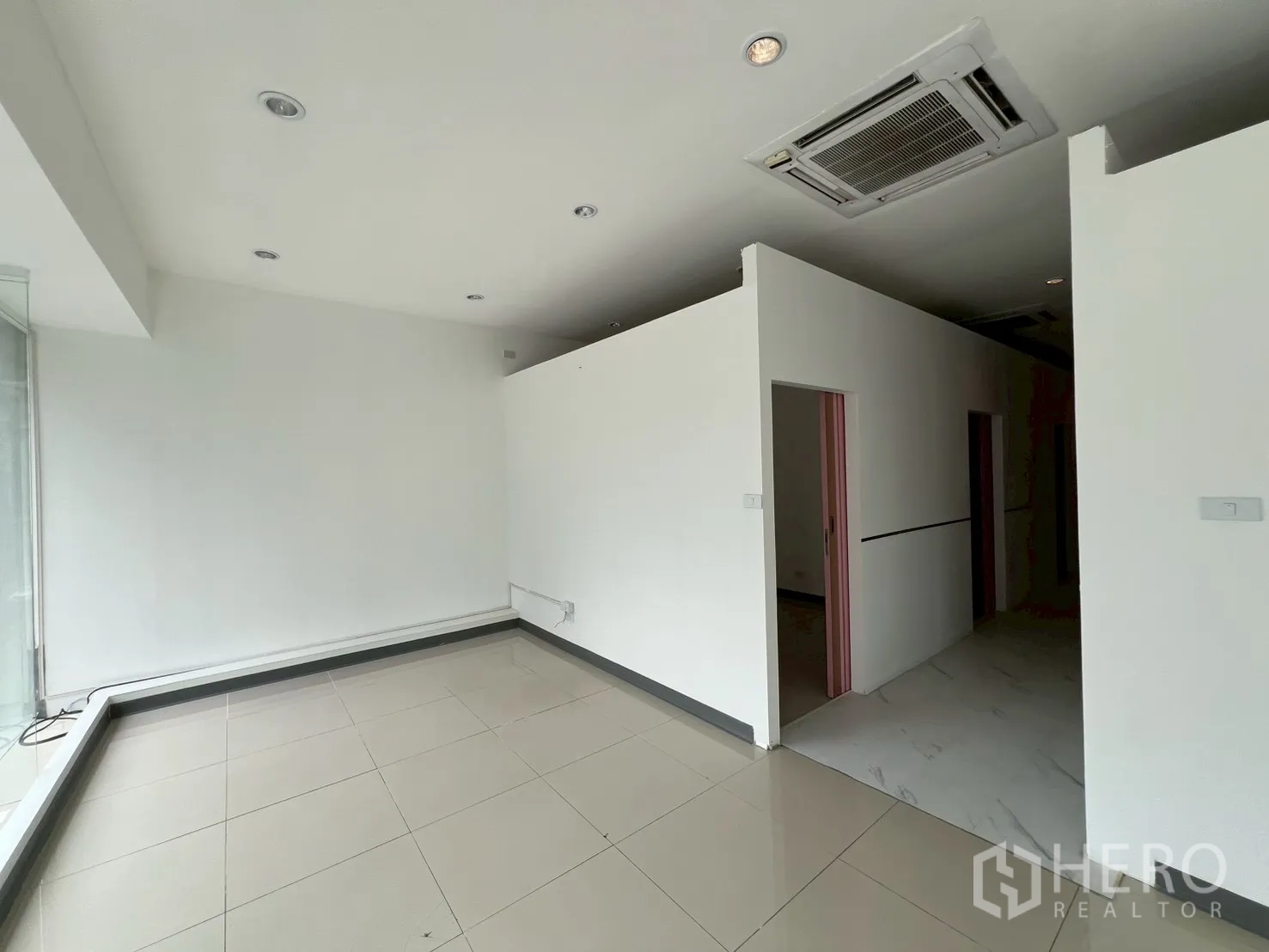 Retail Space for rent in Watthana, Bangkok - Front showroom zone with partitions leading to internal rooms.