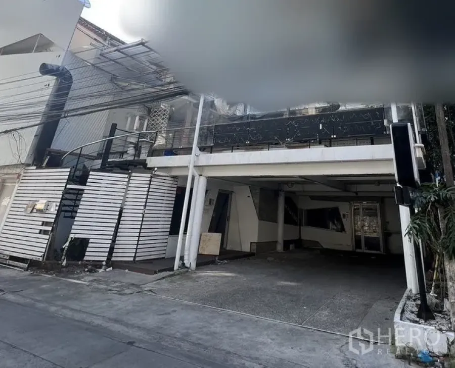 Featured image for For rent Retail Space 1000 sqm in Khlong Tan Nuea, Watthana, Bangkok BTS Thonglor