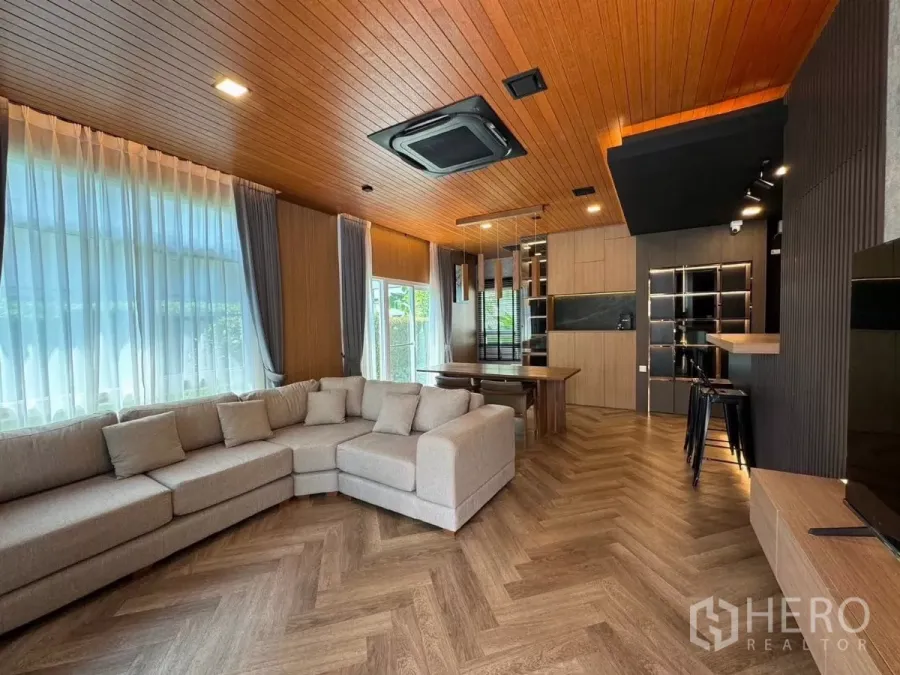 Featured image for For rent 4 Bedroom Detached House in Mantana Bangna-Wongwaen in Dok Mai, Prawet, Bangkok
