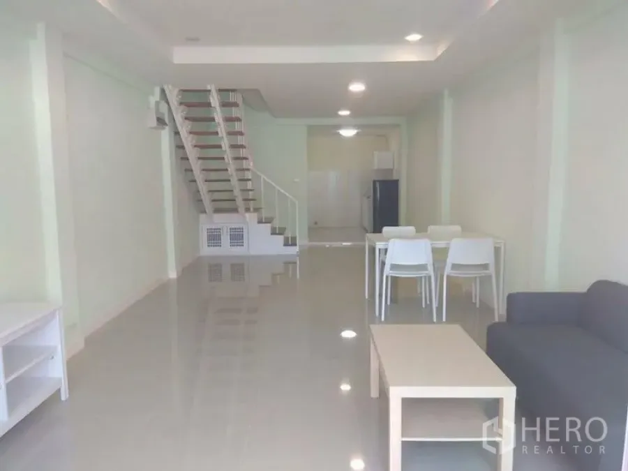 Featured image for For rent 2 Bedroom Townhouse in Phra Khanong Tai, Phra Khanong, Bangkok BTS Punnawithi