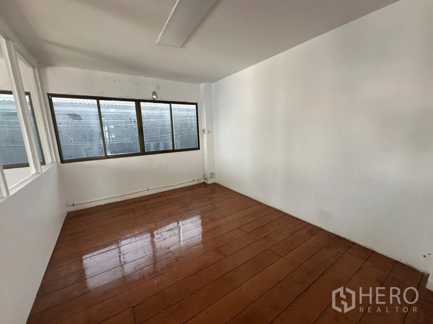 Property Image #17 for property BRE14784