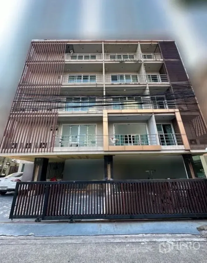 Featured image for For rent 23 Bedroom Apartment in Khlong Toei, Khlong Toei, Bangkok BTS Asok