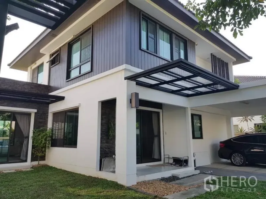 Featured image for For rent or sale 4 Bedroom Detached House in Bang Phli, Samut Prakan