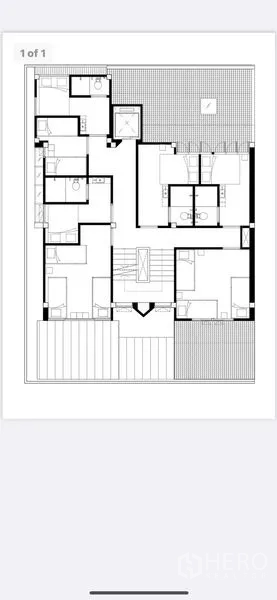 Shophouse for rent in Pathum Wan, Bangkok - Upper floor plan with several bedrooms, bathrooms and balconies.
