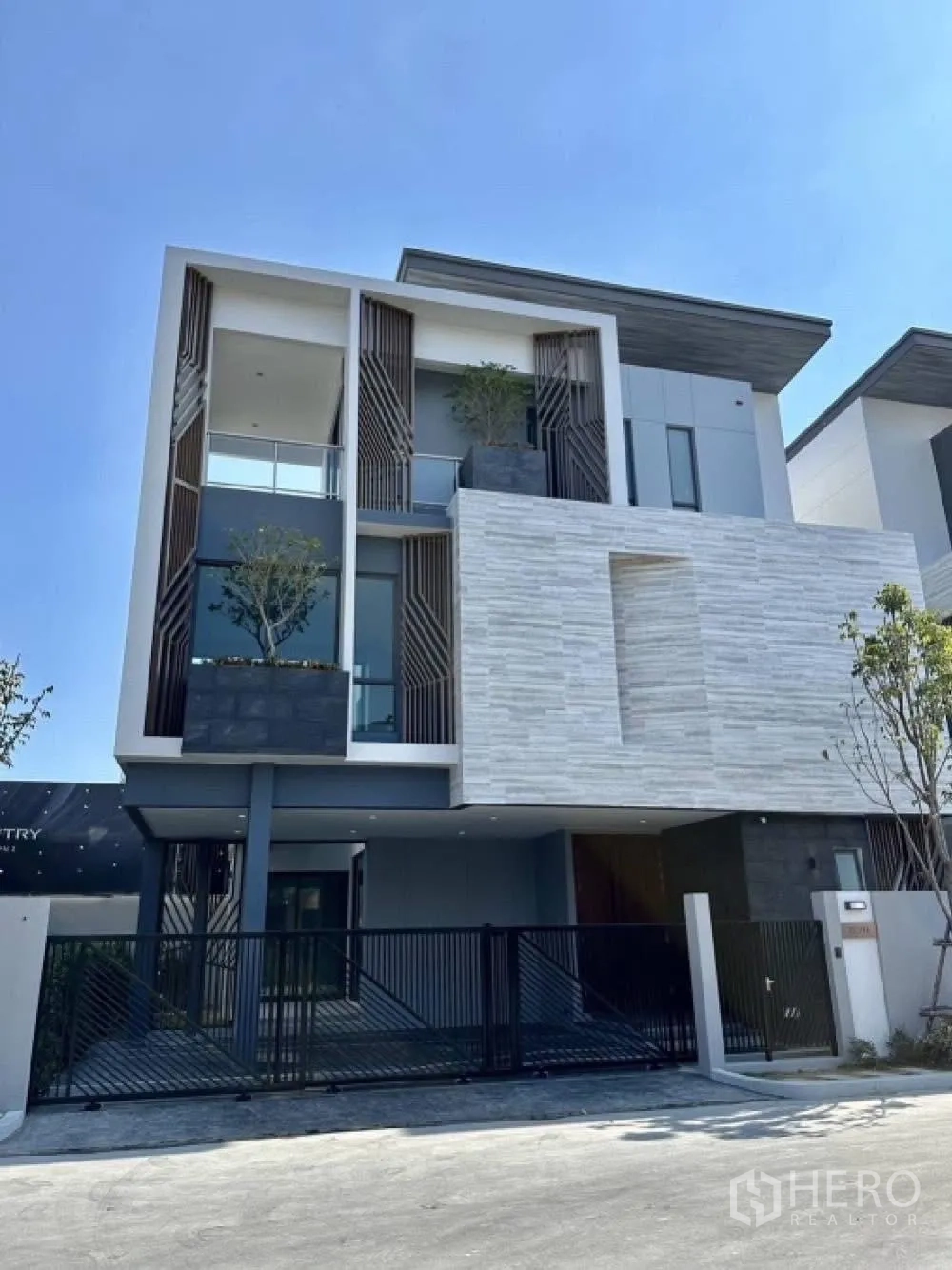 Featured image for ให้เช่า บ้านเดี่ยว 4 ห้องนอน สวนหลวง สวนหลวง กรุงเทพมหานคร