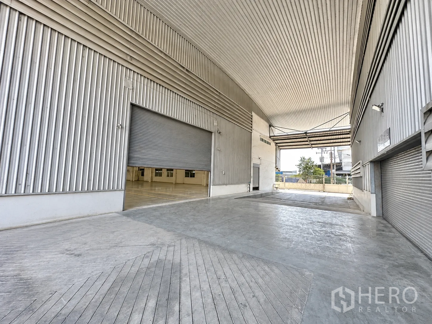 Property Image #21 for property HRE01578