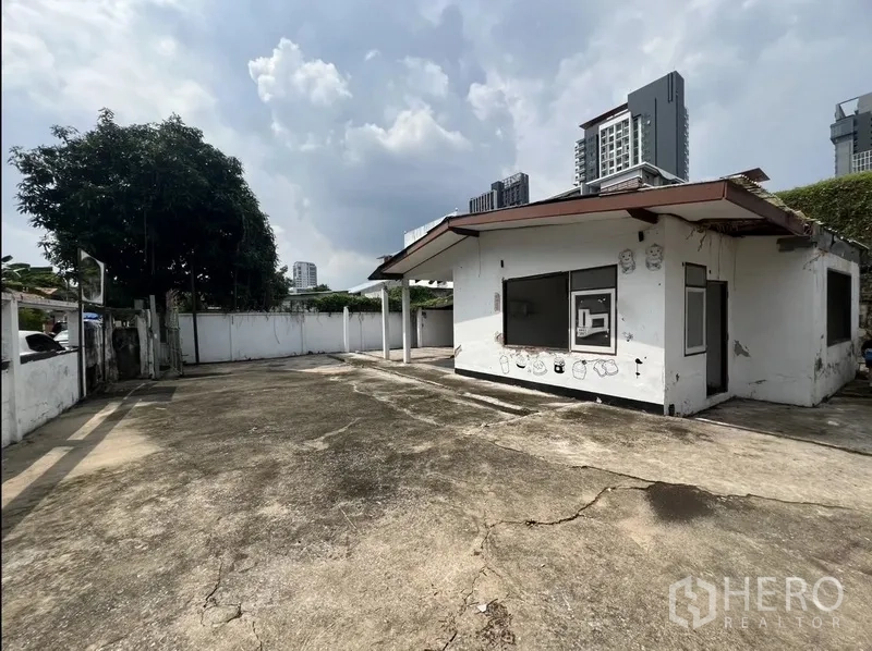 Featured image for 出租 独栋房屋 在 帕卡侬 曼谷 BTS 蓬纳威提