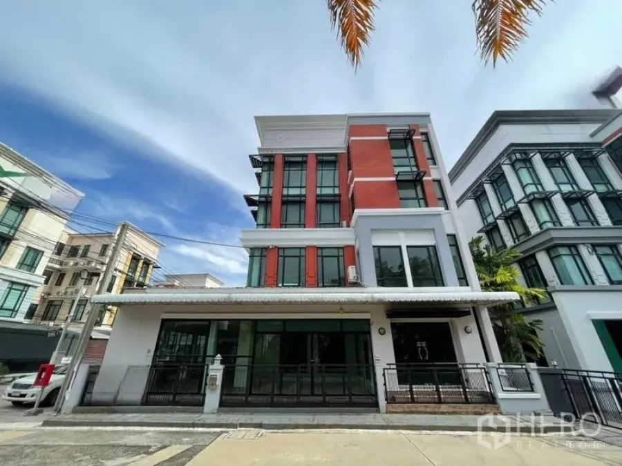 Featured image for For rent Home Office 600 sqm in Bang Na, Bangkok BTS Bang Na