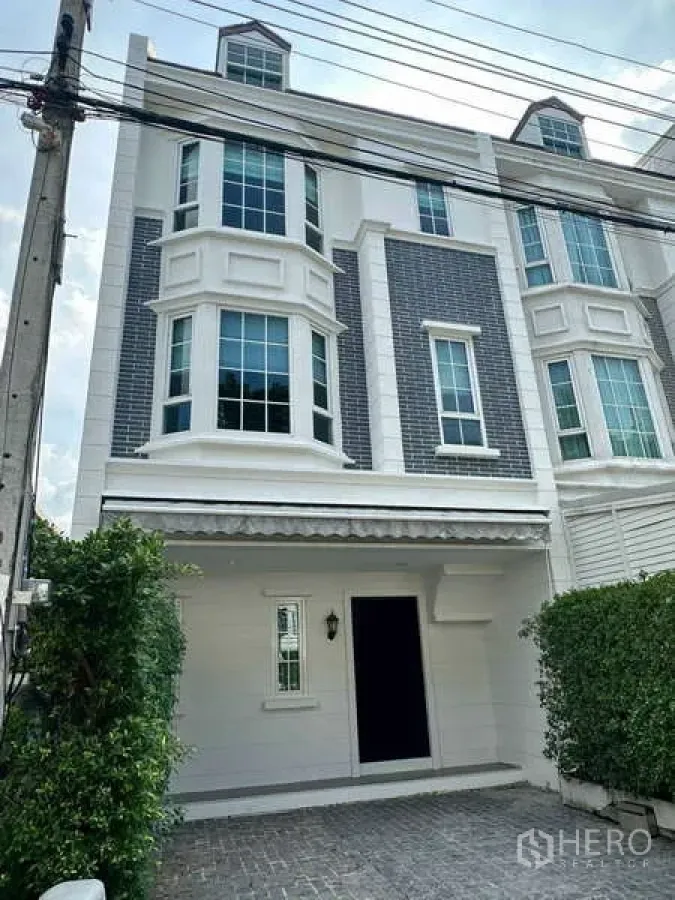 Featured image for For rent 3 Bedroom Townhouse in The Preston Townhome in Hua Mak, Bang Kapi, Bangkok