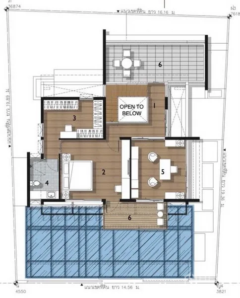 Townhouse for rent in Khlong Toei, Bangkok - Upper-floor plan with master suite, terraces and a double-height void over living.