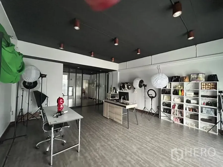 Featured image for ให้เช่า ตึกแถว 200 ตรม คลองตันเหนือ วัฒนา กรุงเทพมหานคร BTS เอกมัย