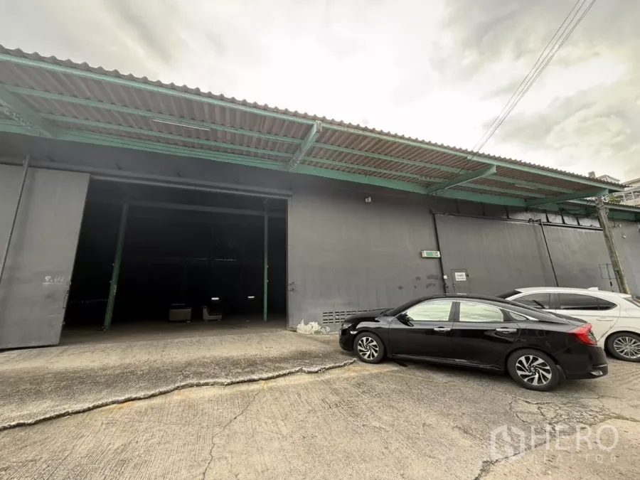 Featured image for For rent Warehouse 1400 sqm in Khan Na Yao, Khan Na Yao, Bangkok