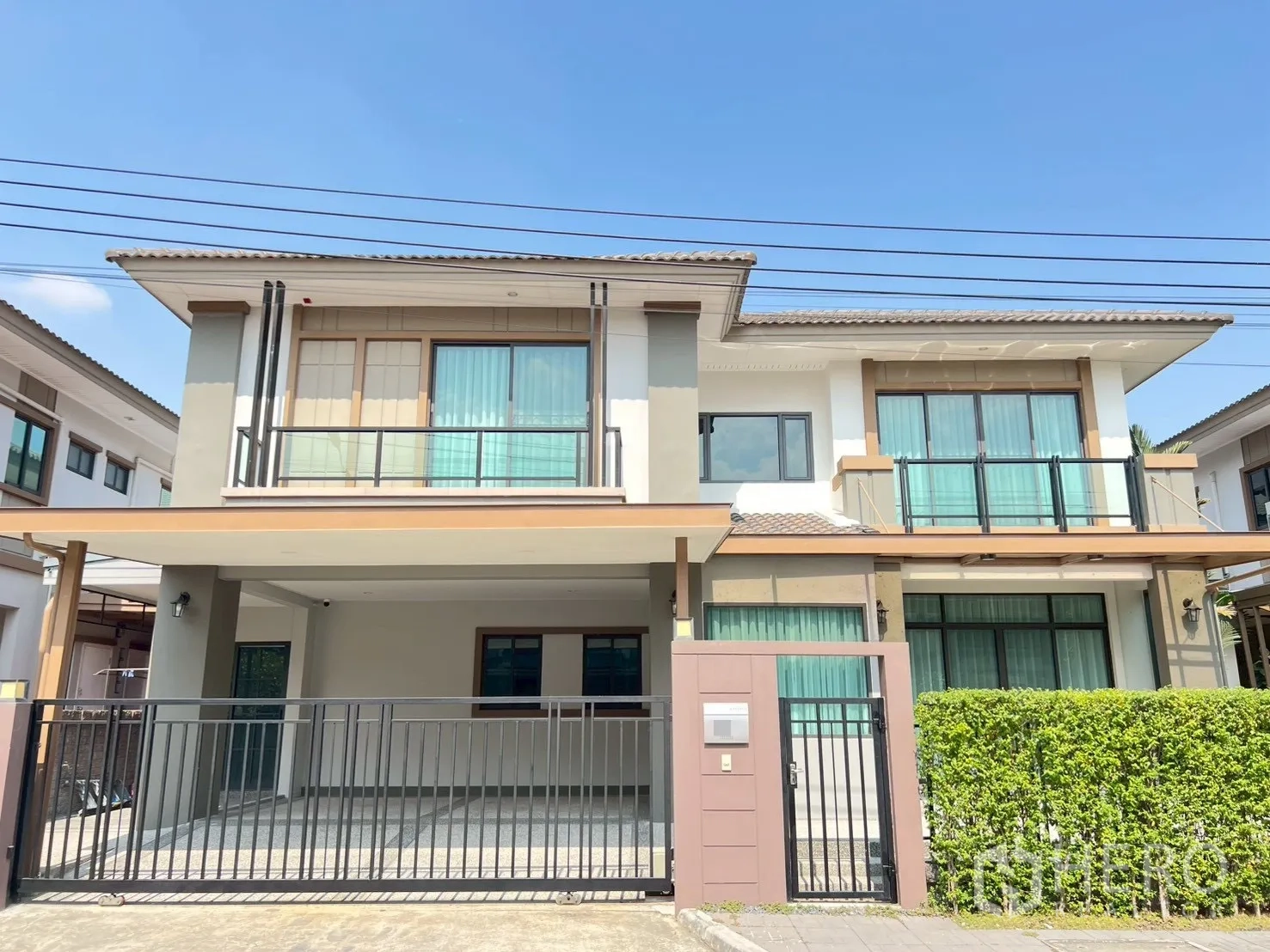 Featured image for 出租或出售 4 卧室 独栋房屋 在 Passorn Bangna-Wongwaen (Passorn Bangna-Wongwaen) 在 拉查基金会 邦普利 北榄府