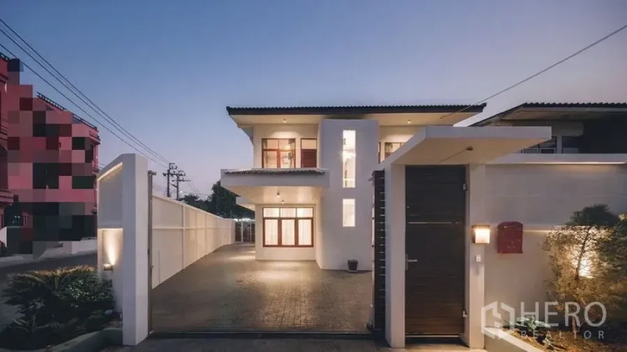 Featured image for For sale 3 Bedroom Detached House in Chatuchak, Bangkok