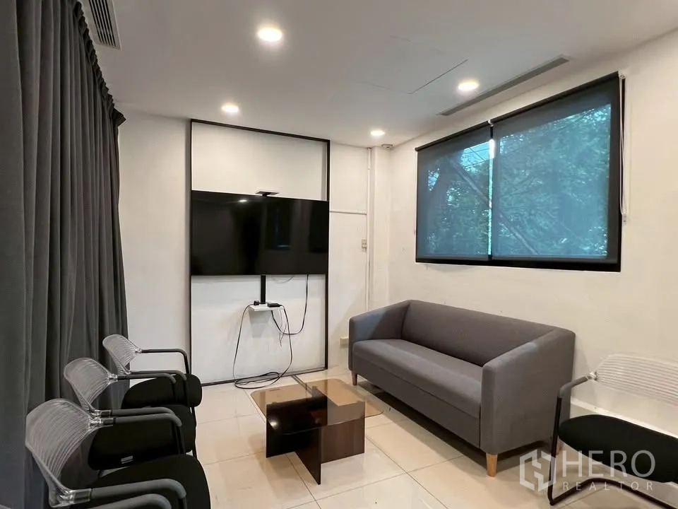 Property Image #22 for property BRE21825