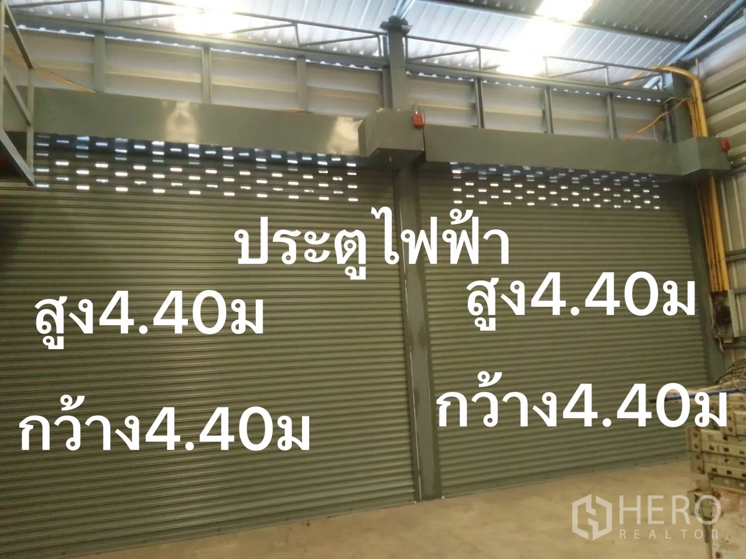货栈 出租在Din Daeng, Bangkok - 仓库平面图，标注尺寸并带泰文说明。