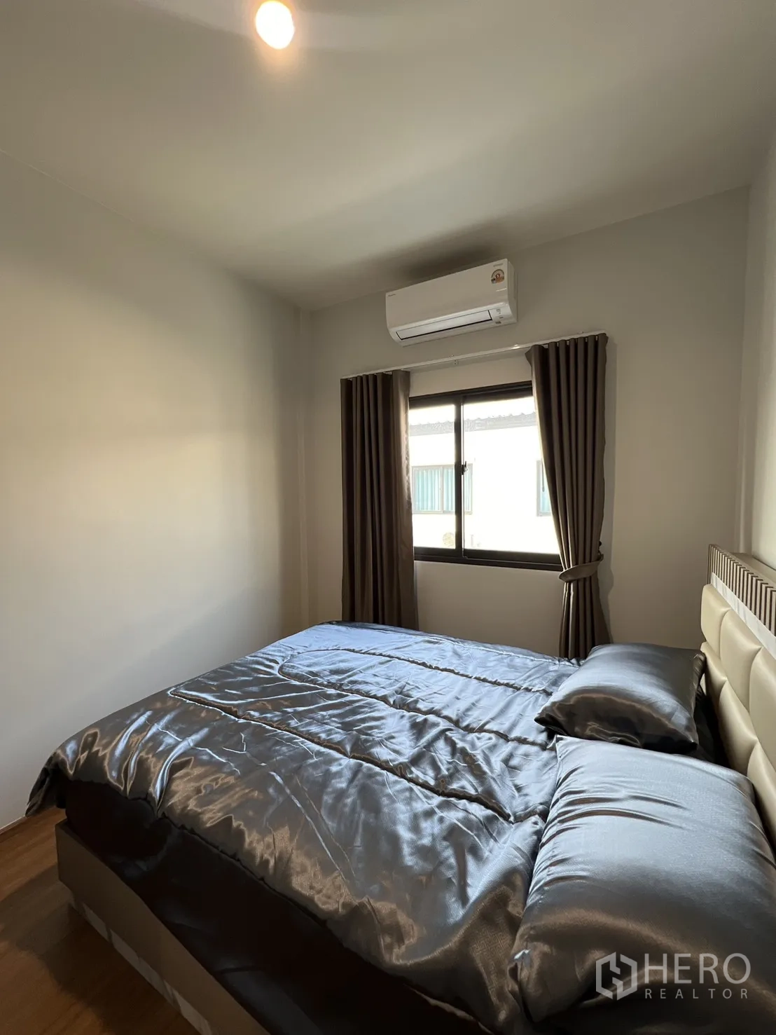Property Image #18 for property HRE00412