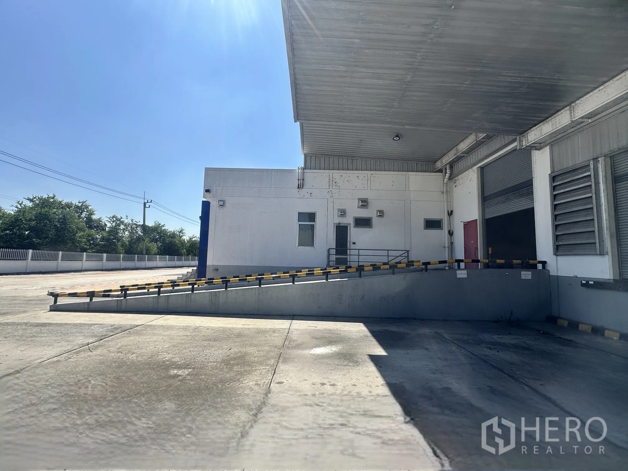 Property Image #4 for property HRE01045