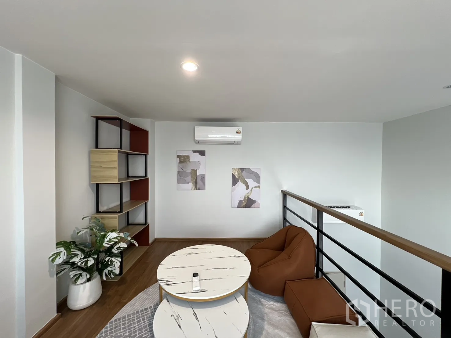 Property Image #27 for property HRE00412