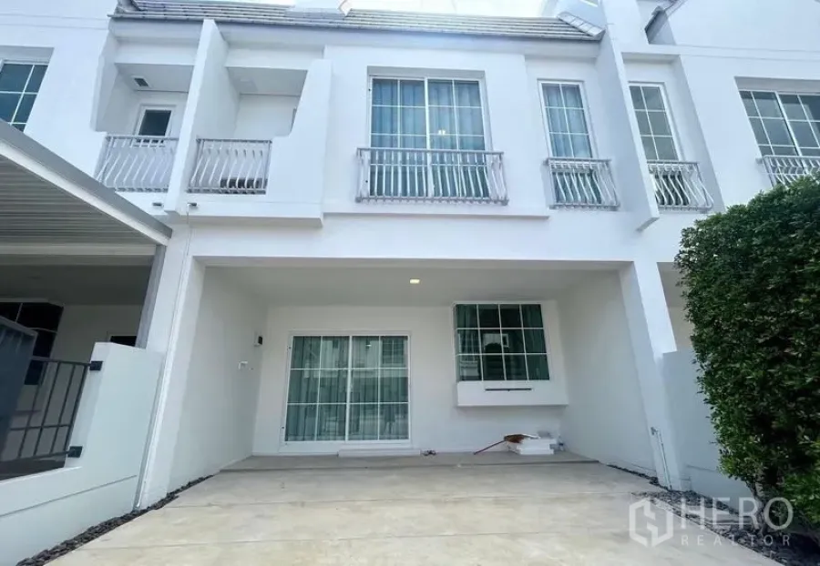 Featured image for For rent 3 Bedroom Townhouse in Bang Phli, Samut Prakan