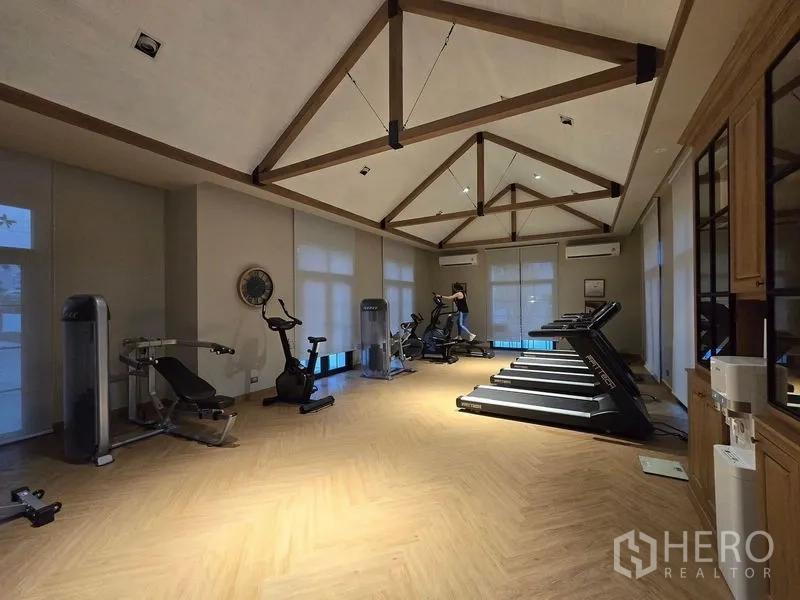 Detached House for rent in Bang Phli, Samut Prakan - Community fitness center with treadmills, exercise bikes, weight machines and vaulted ceiling.