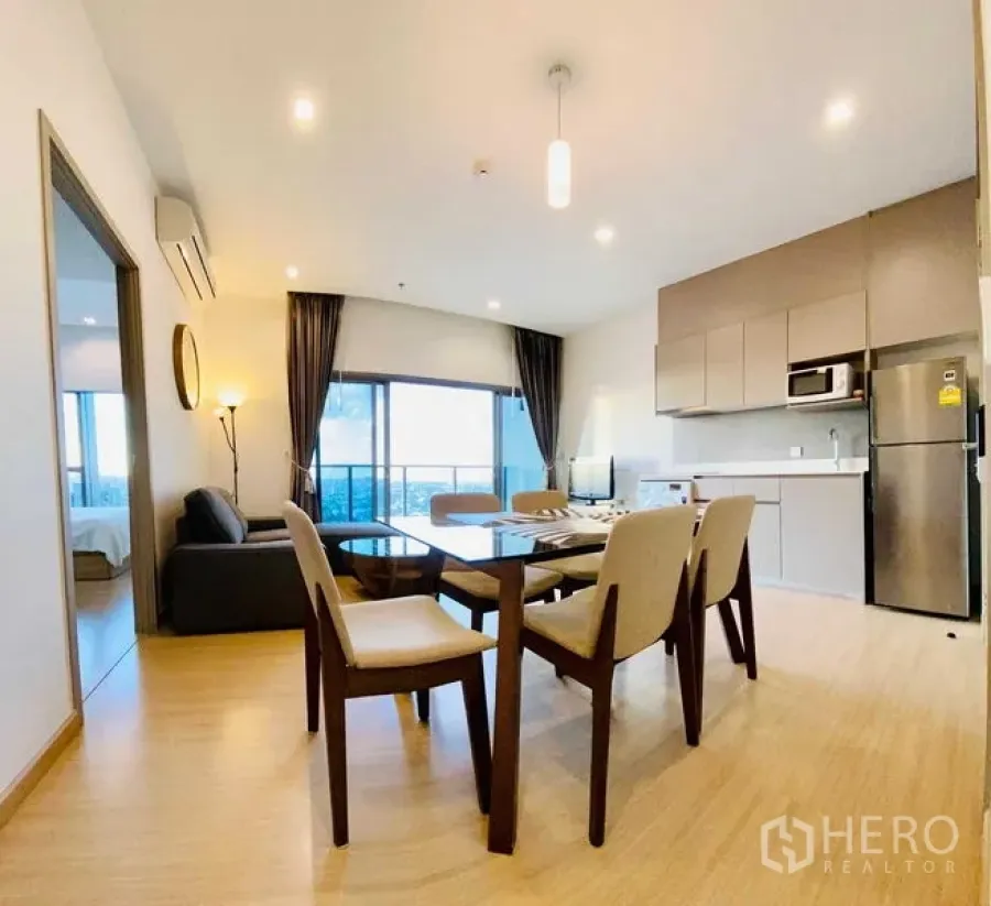 Featured image for For rent or sale 3 Bedroom Condominium in Bang Chak, Phra Khanong, Bangkok BTS Punnawithi