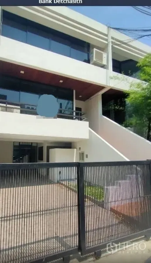 Featured image for For rent Home Office 290 sqm in Khlong Tan Nuea, Watthana, Bangkok BTS Phrom Phong