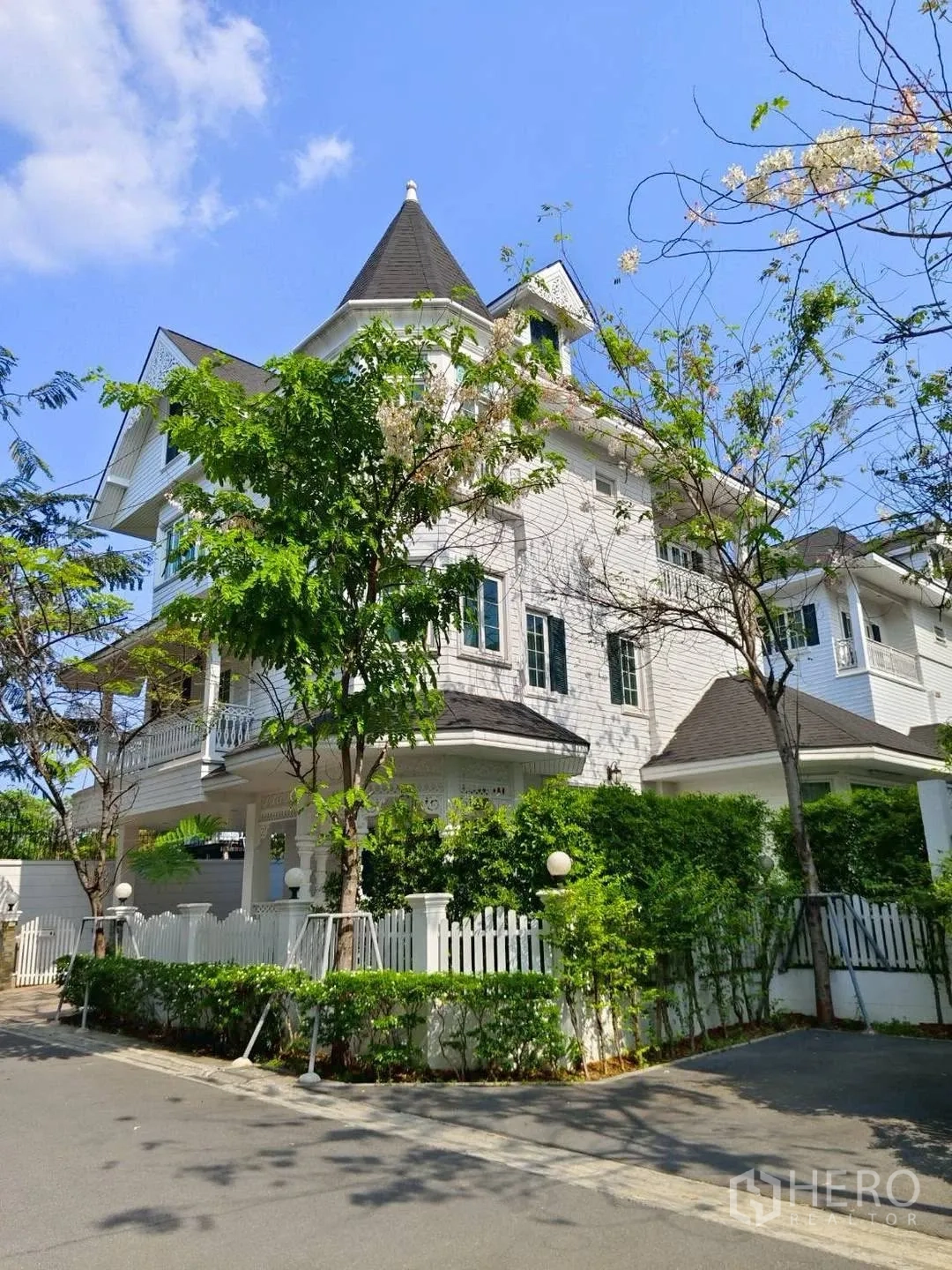 Featured image for 出租 4 卧室 独栋房屋 在 Fantasia villa4 Bangna 在 方娜 方娜 曼谷