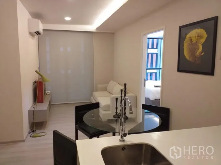 Featured image for For rent 2 Bedroom Condominium in Vtara Sukhumvit 36 in Phra Khanong, Khlong Toei, Bangkok BTS Thonglor