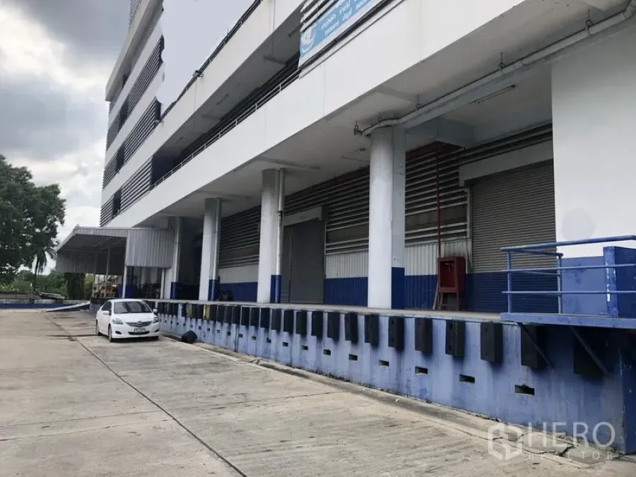 Featured image for For rent Warehouse 4500 sqm in Phra Pradaeng, Samut Prakan
