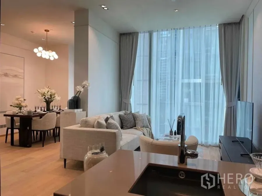 Featured image for For rent 2 Bedroom Condominium in 28 Chidlom in Lumphini, Pathum Wan, Bangkok BTS Chitlom