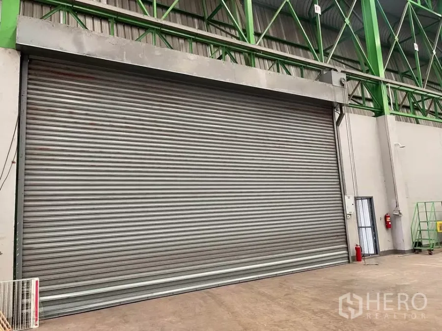 Featured image for For rent Warehouse 2400 sqm in Phan Thai Norasing, Mueang Samut Sakhon, Samut Sakhon